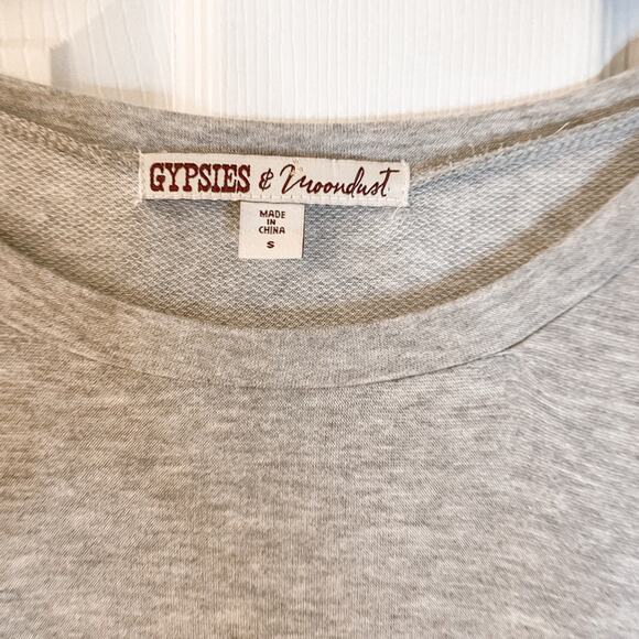 Gypsies & Moondust Gray and Blue Ruffle Sleeve Top, EUC, Size Small - Picture 5 of 9